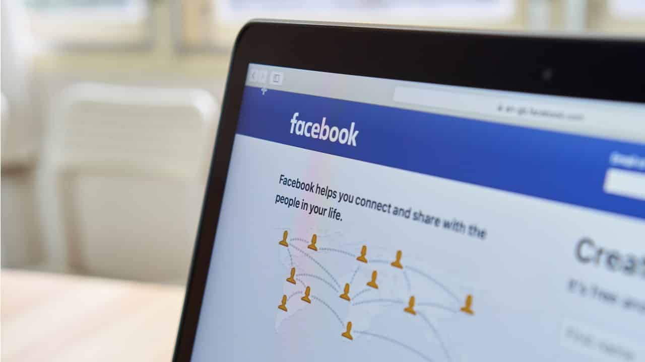 Facebook é avaliado em US$ 1 trilhão após decisão sobre compra do WhatsApp