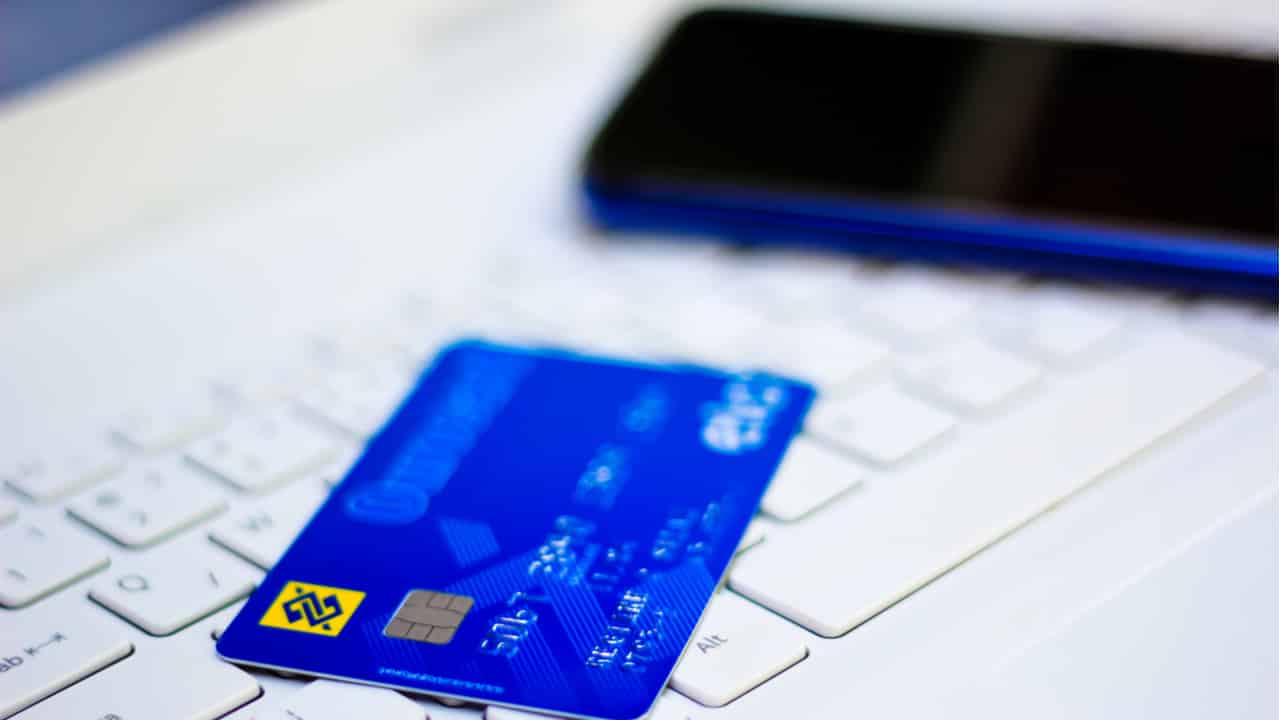 Conheça 5 cartões de crédito sem anuidade do Banco do Brasil