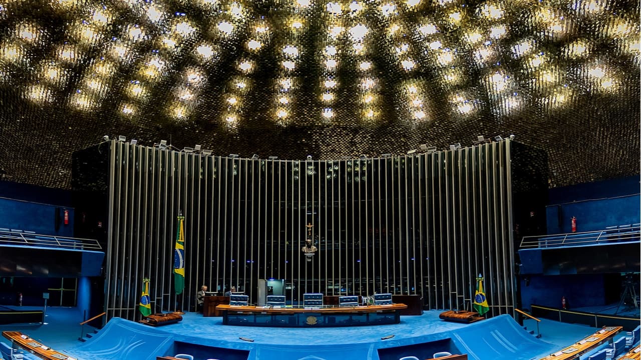 Empréstimos: Senado aprova Projeto de Lei para prevenir o endividamento da população