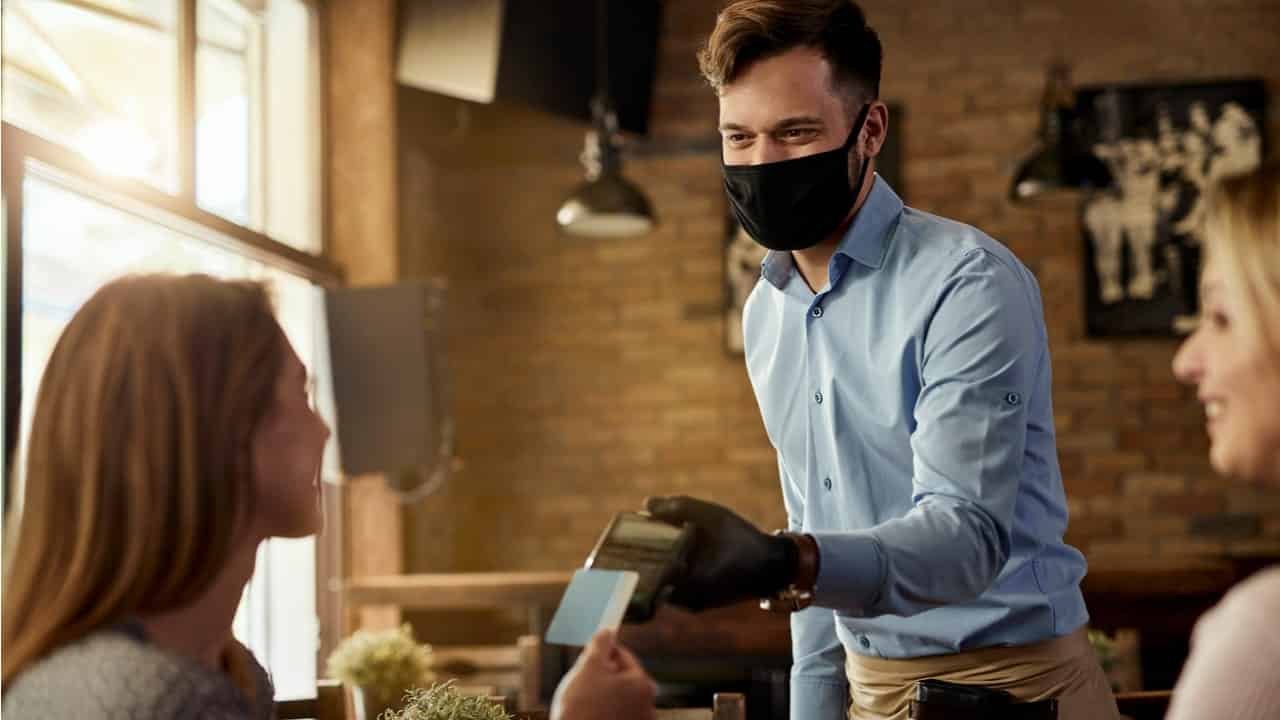 Confira 5 dicas para evitar clientes devedores no seu negócio