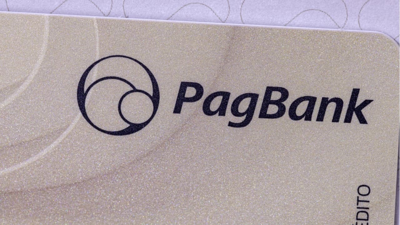 Pagbank reduz limites e clientes ameaçam cancelar