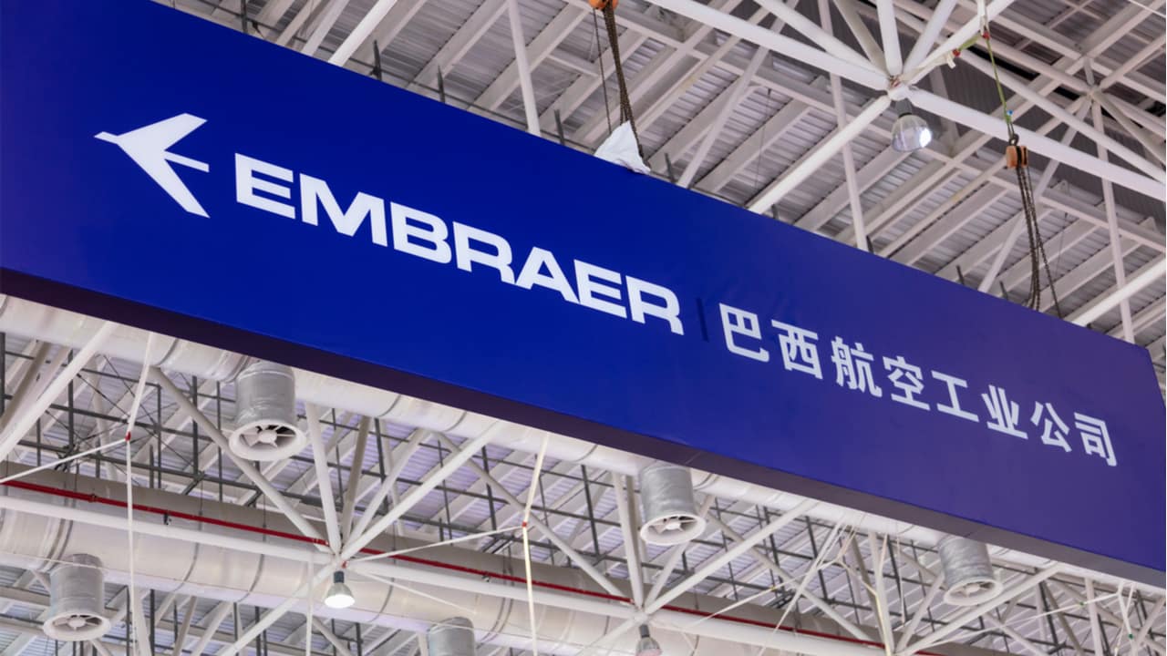 Como a Embraer escapou do tarifaço dos EUA com liderança regional