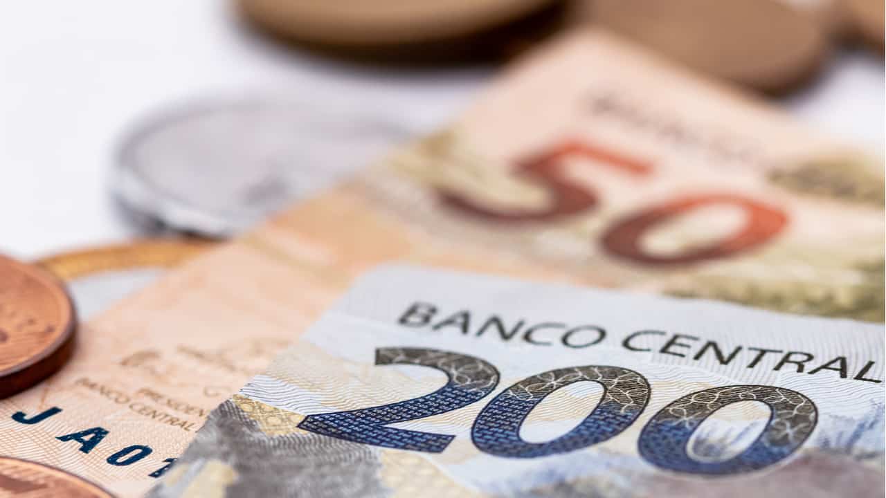 Auxílio emergencial de R$ 600: veja quem tem direito a receber