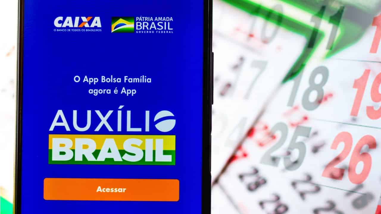 Auxílio Brasil: governo quer pagar R$ 400 antes do Natal