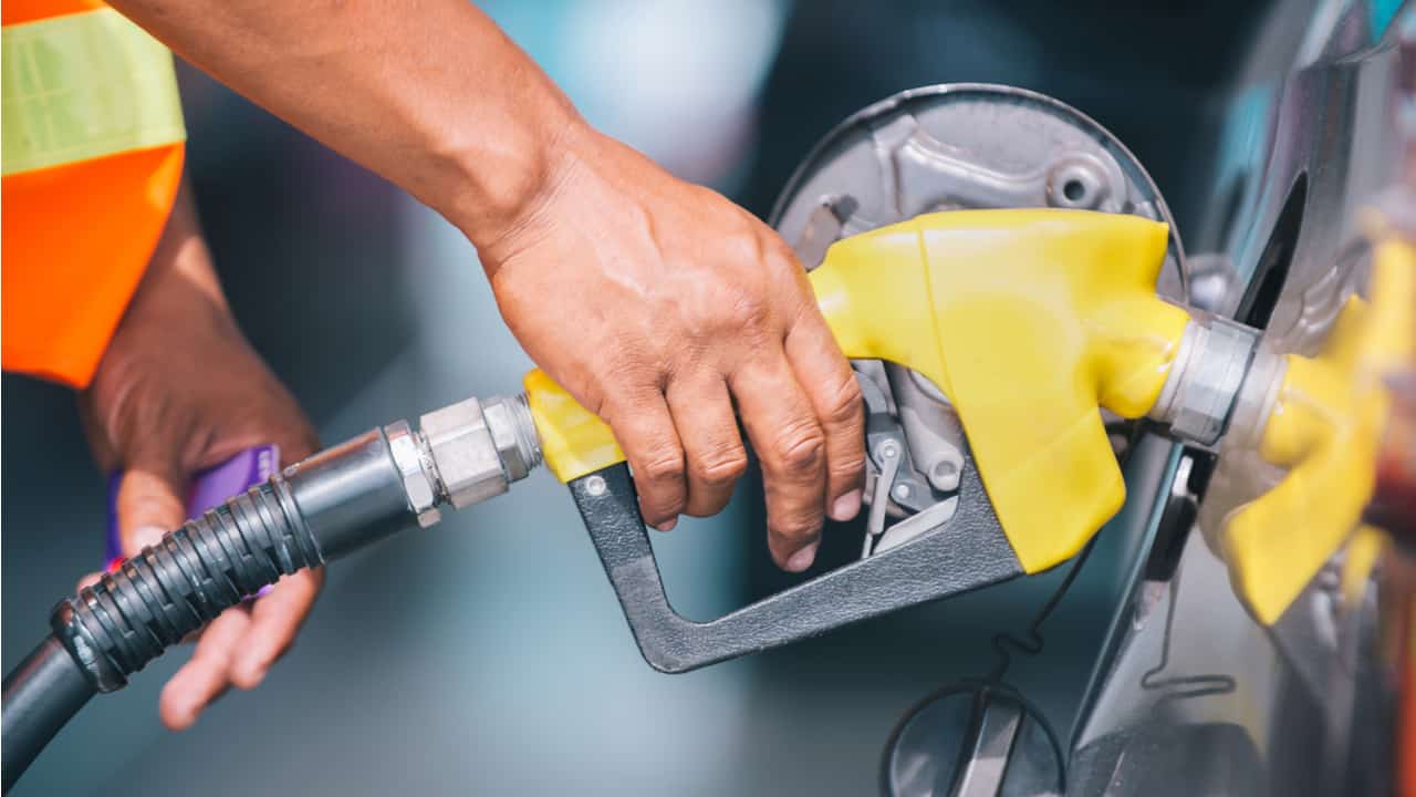 Auxílio Combustível de 250: veja quem teria direito e quando pode ser pago