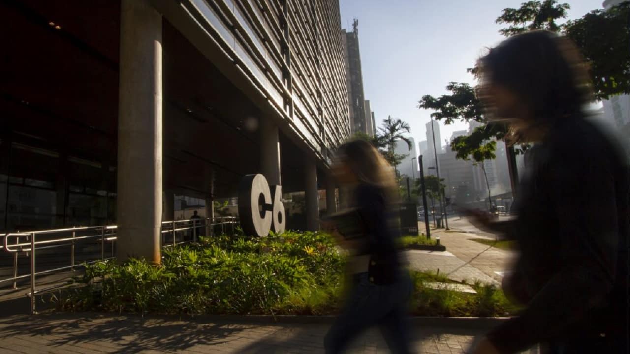 C6 Bank abre 500 vagas de emprego