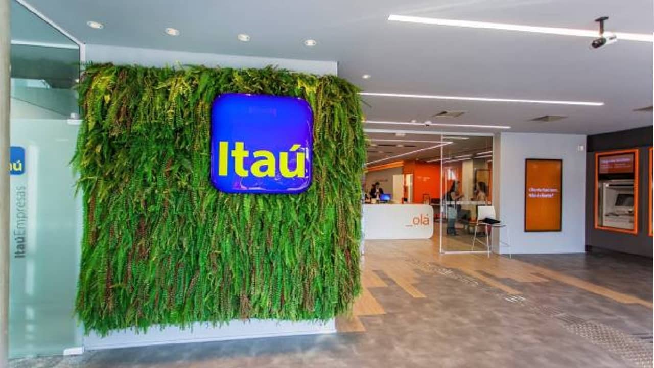 Itaú lança novo site de empregos com mais de 100 vagas abertas