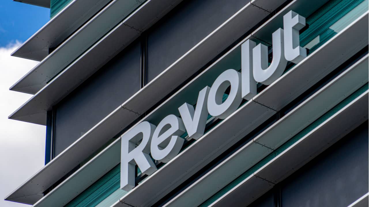 Revolut oferece R$ 100 de cashback na primeira transação internacional