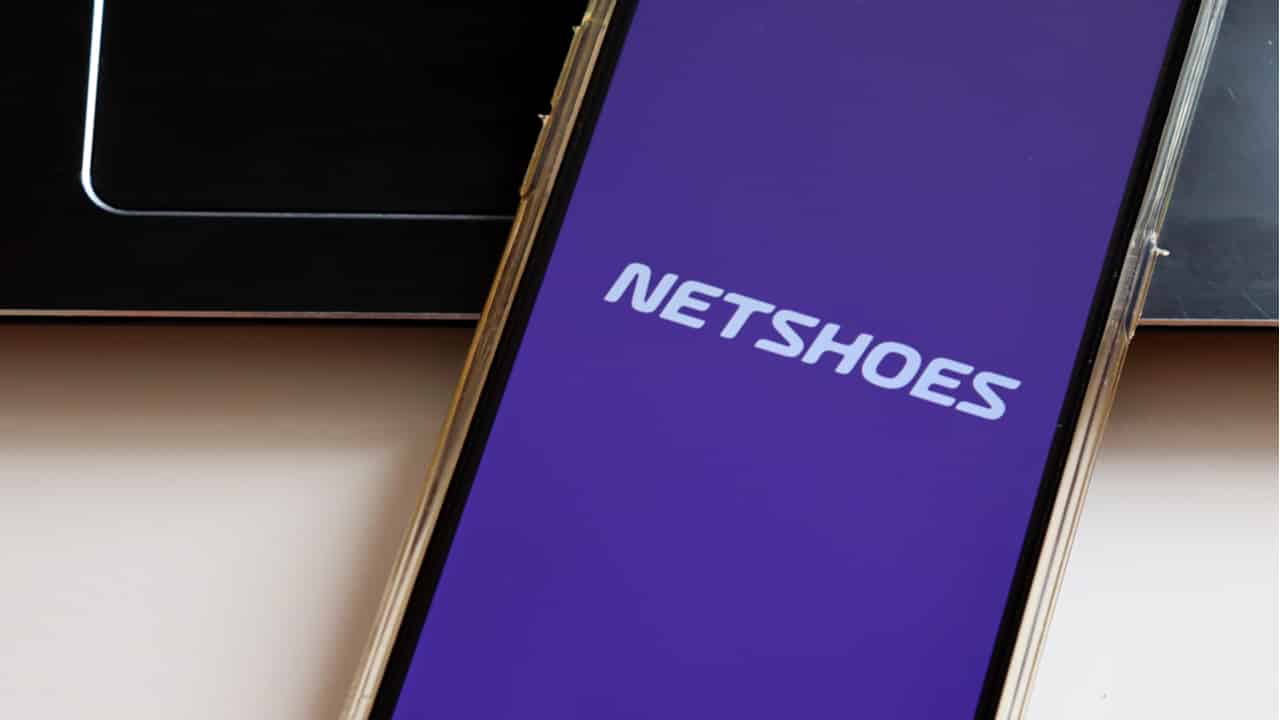 Desconto absurdo! Quem paga com Mastercard na Netshoes pode ter até 85% OFF