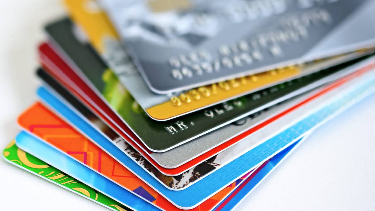 Opções de cartões de crédito que oferecem cashback nas compras