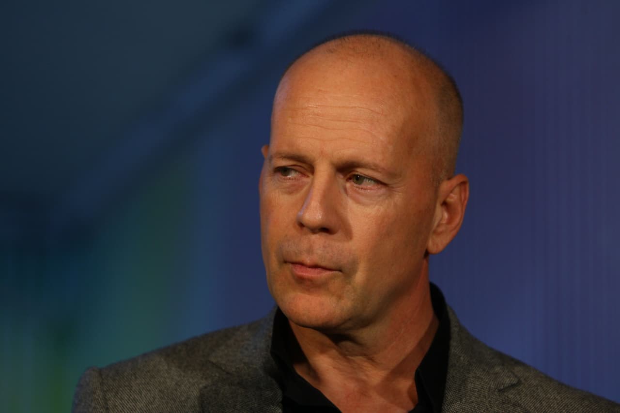 Após diagnóstico de demência ser revelado, divisão da herança de Bruce Willis gera polêmica
