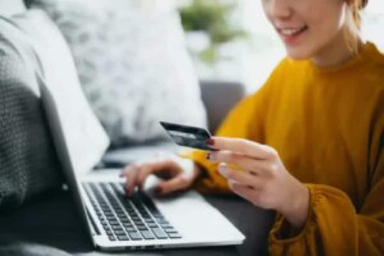Quem solicitar ESTE cartão de crédito pode ganhar até 20.000 milhas