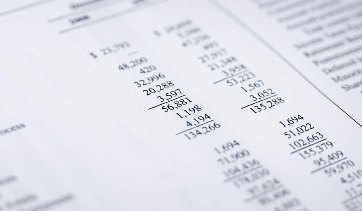 Últimos dias para empresas enviarem o informe de rendimentos: quem recebe?