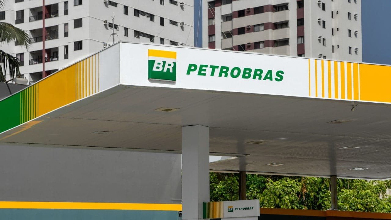 Petrobras reduz gasolina em 5,6%; inflação de junho pode cair até 0,10 ponto percentual