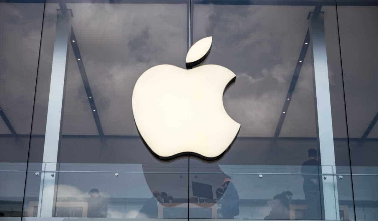 Fábrica no interior de SP produz iPhones e movimenta economia local
