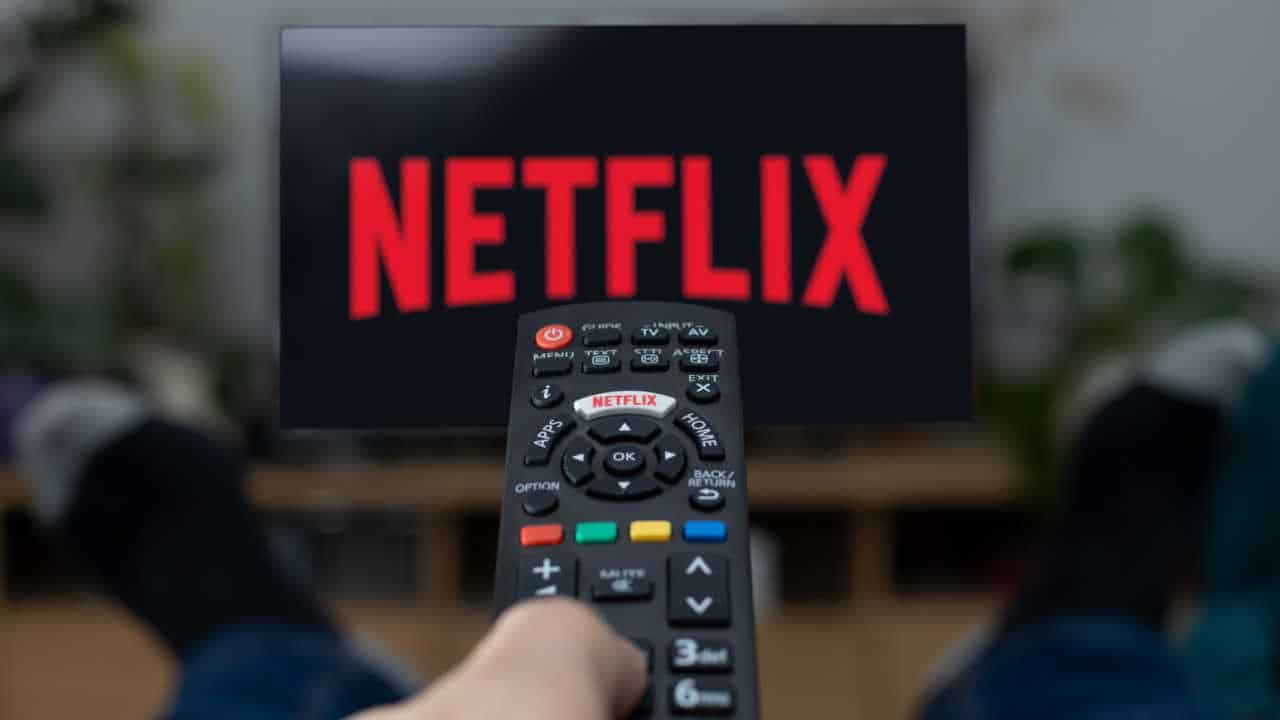 Não consegue pagar a Netflix? Confira algumas plataformas com valores mais acessíveis