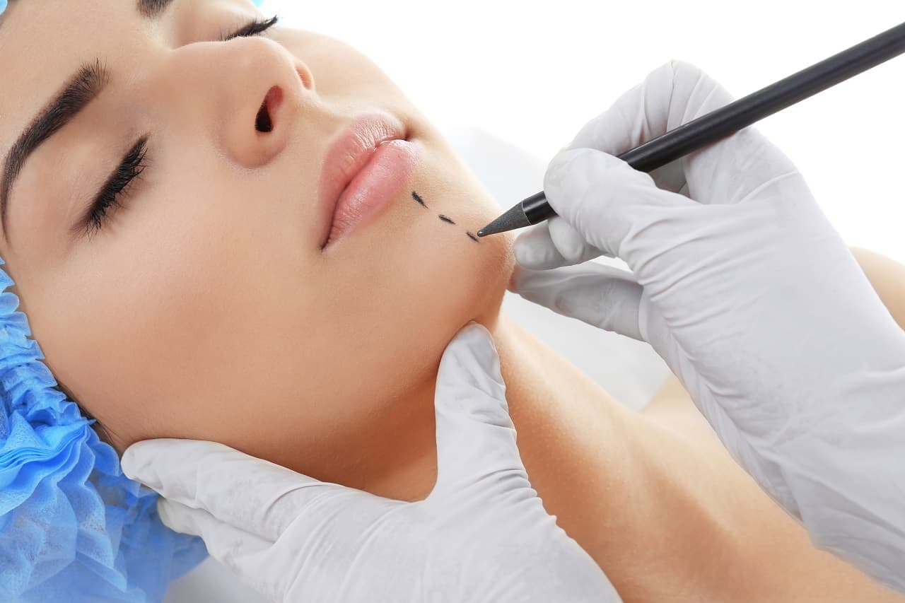Empréstimo para fazer cirurgia plástica: veja como realizar seu sonho