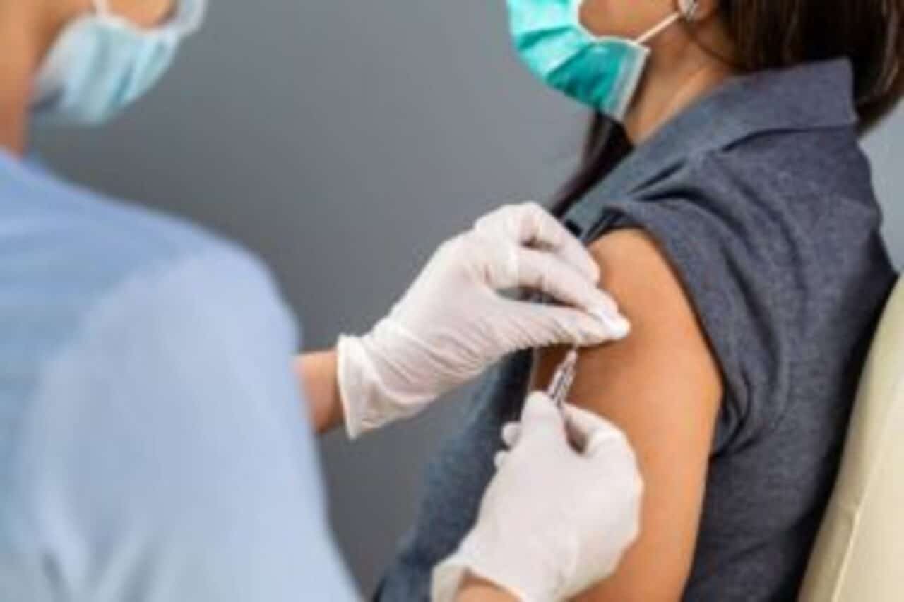Atualização de vacina contra Covid-19 é confirmada pela Anvisa