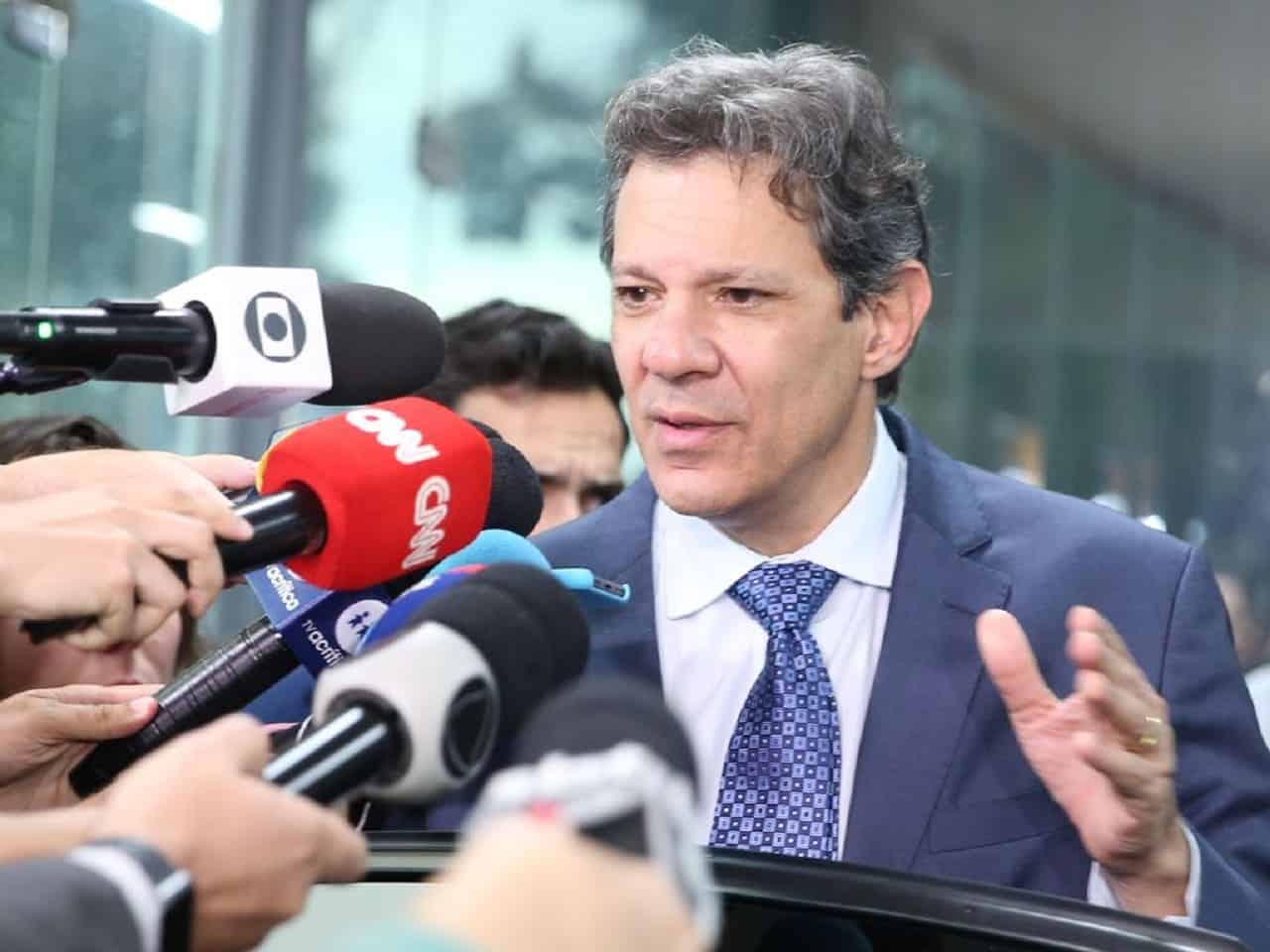 Haddad afirma que o governo anunciará medidas para redução do juros