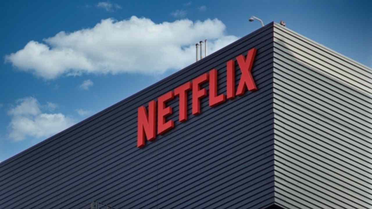 Netflix de graça? Saiba como assinar plataformas de streaming com grandes descontos