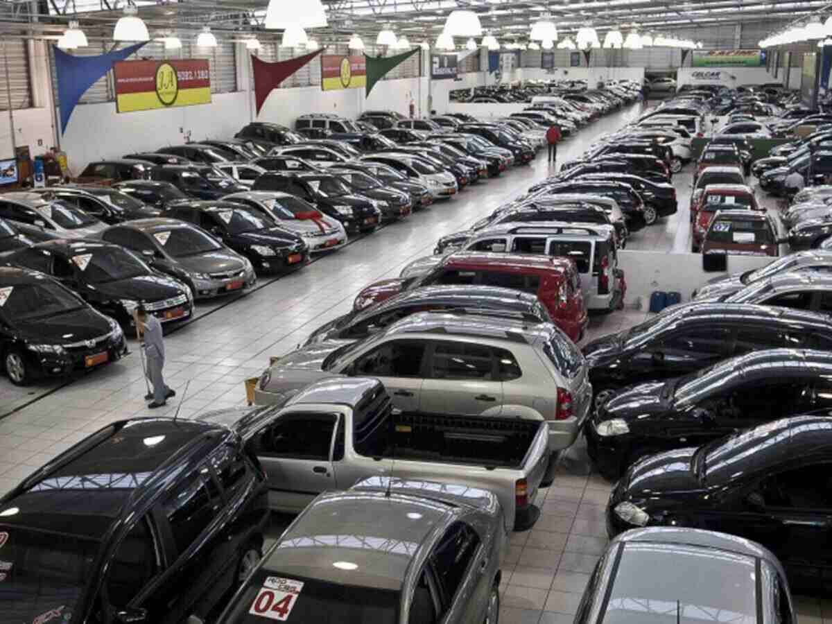 Carros podem vir com MENOS ITENS após anúncio de redução no preço