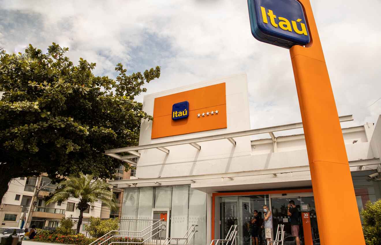Banco Itaú será vendido; saiba quem deve comprar