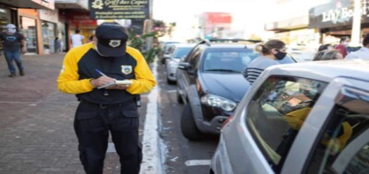 Multas de quase R$ 3 mil podem deixar motoristas no prejuízo; veja como não se dar mal