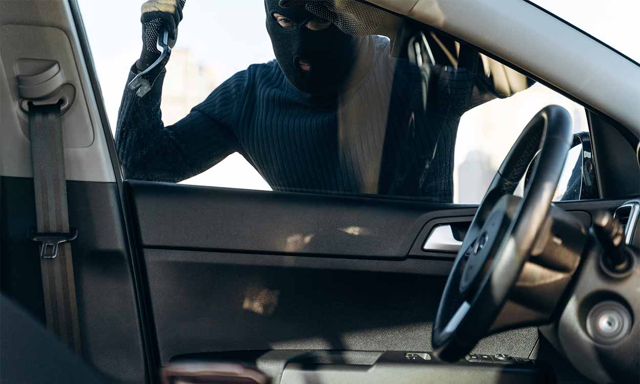 Conheça o botão secreto dos carros que pode te proteger de assaltos
