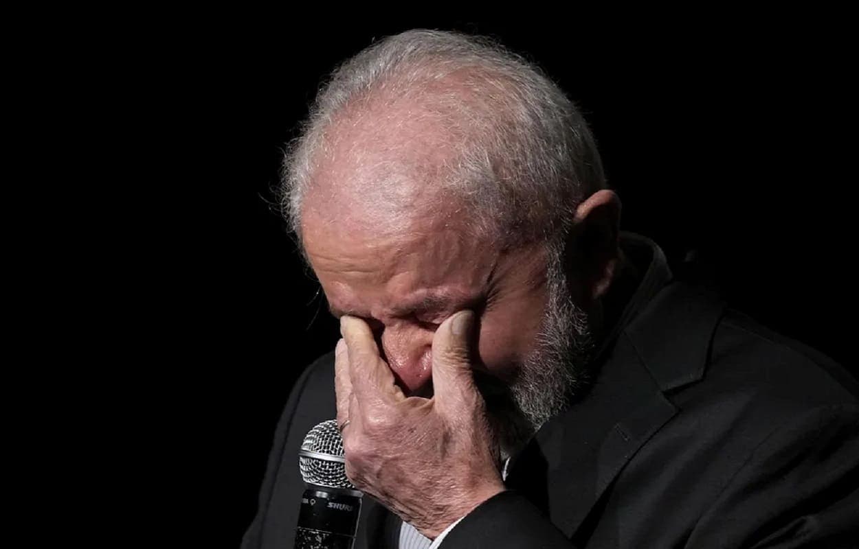 Lula cortou 50% do salário dos professores? Entenda a polêmica