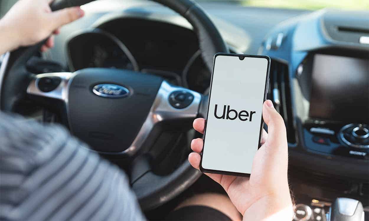 Uber oferece cupom de 20% de desconto em viagens até 04/08