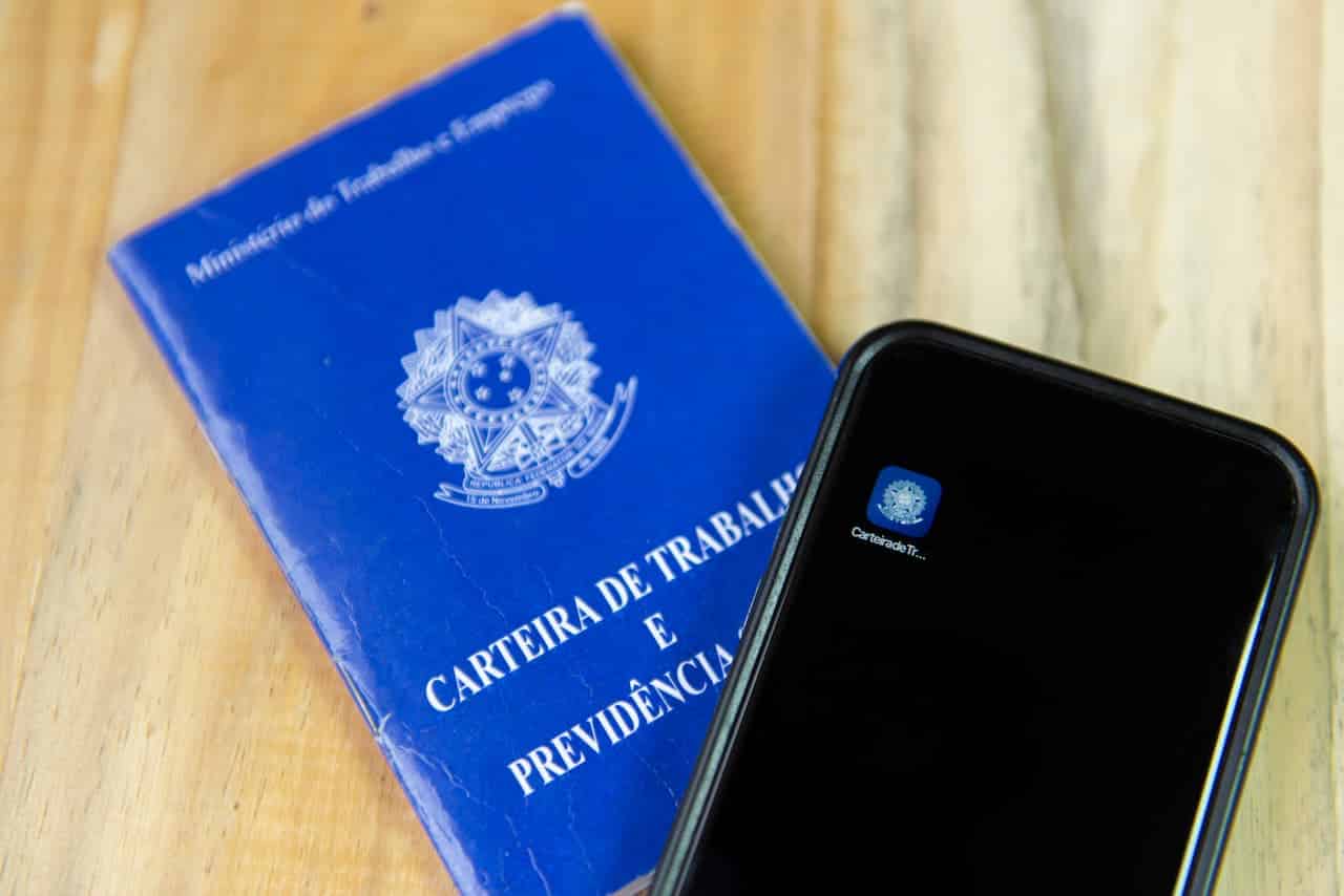 É possível solicitar empréstimo via carteira digital de trabalho?