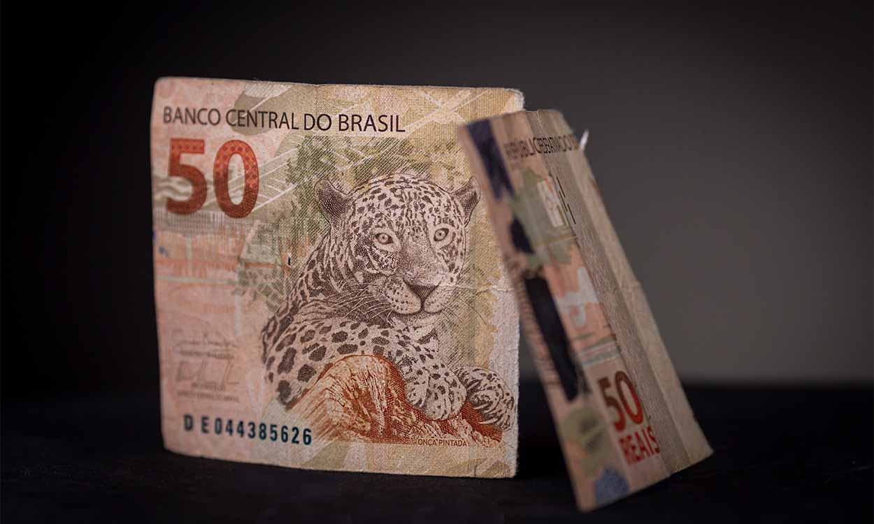 Como saber se uma nota rasgada ainda tem valor?