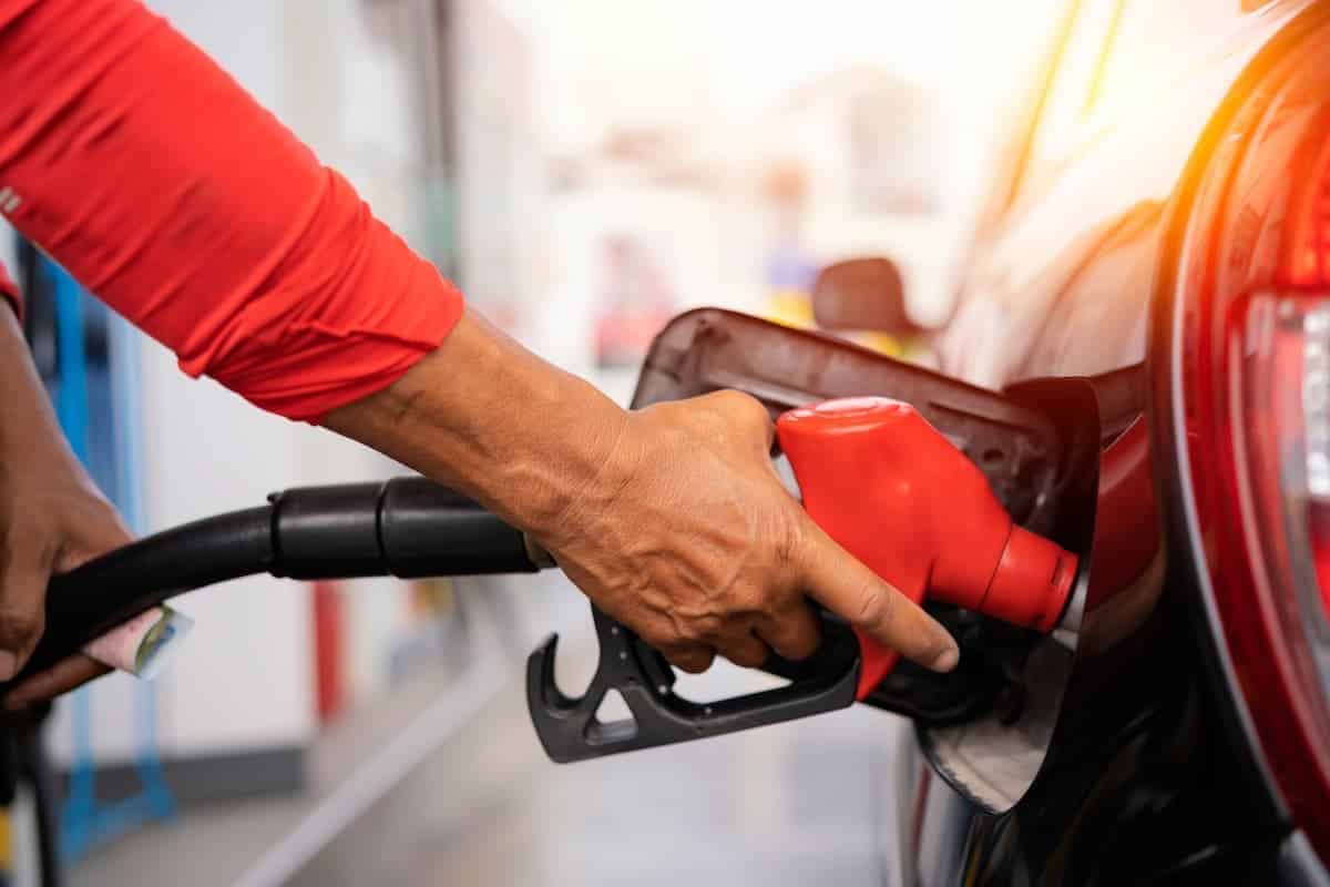 PF descobre fraude em bombas que enganavam motoristas em 8 estados brasileiros