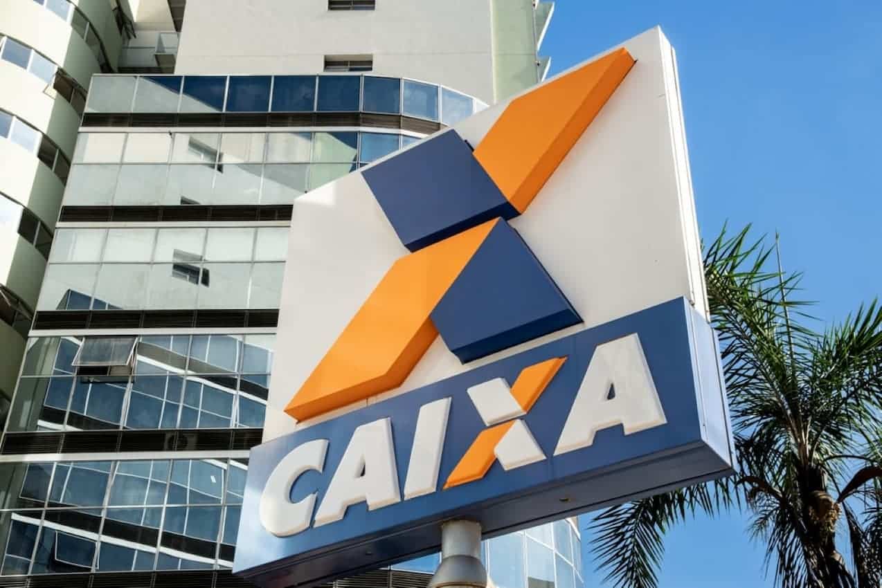 Caixa volta a oferecer isenção de anuidade vitalícia na contratação de novos cartões