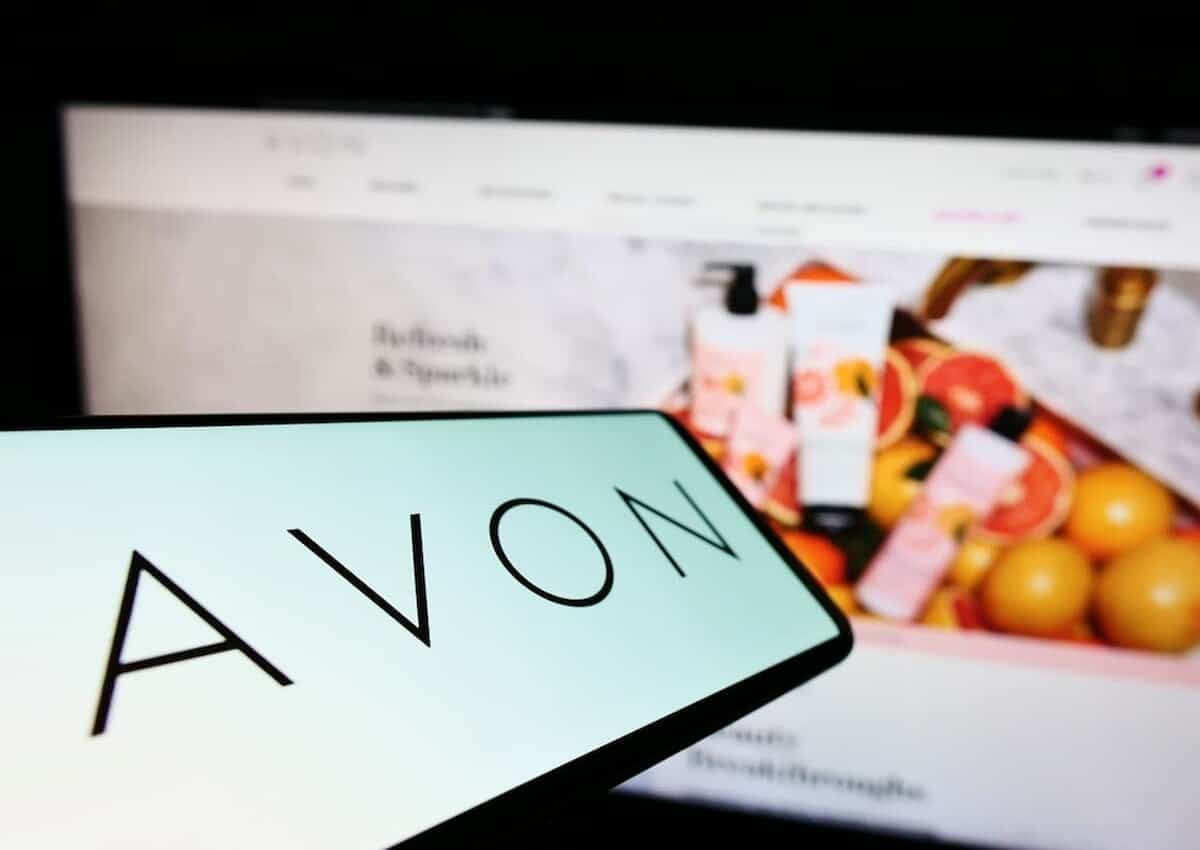 Avon em crise? Empresa pede recuperação judicial nos Estados Unidos