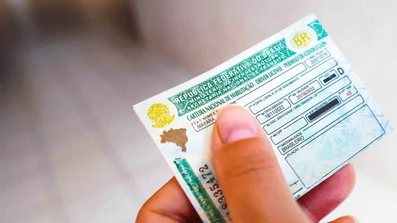 Nome sujo no Serasa pode levar a perda da sua CNH!