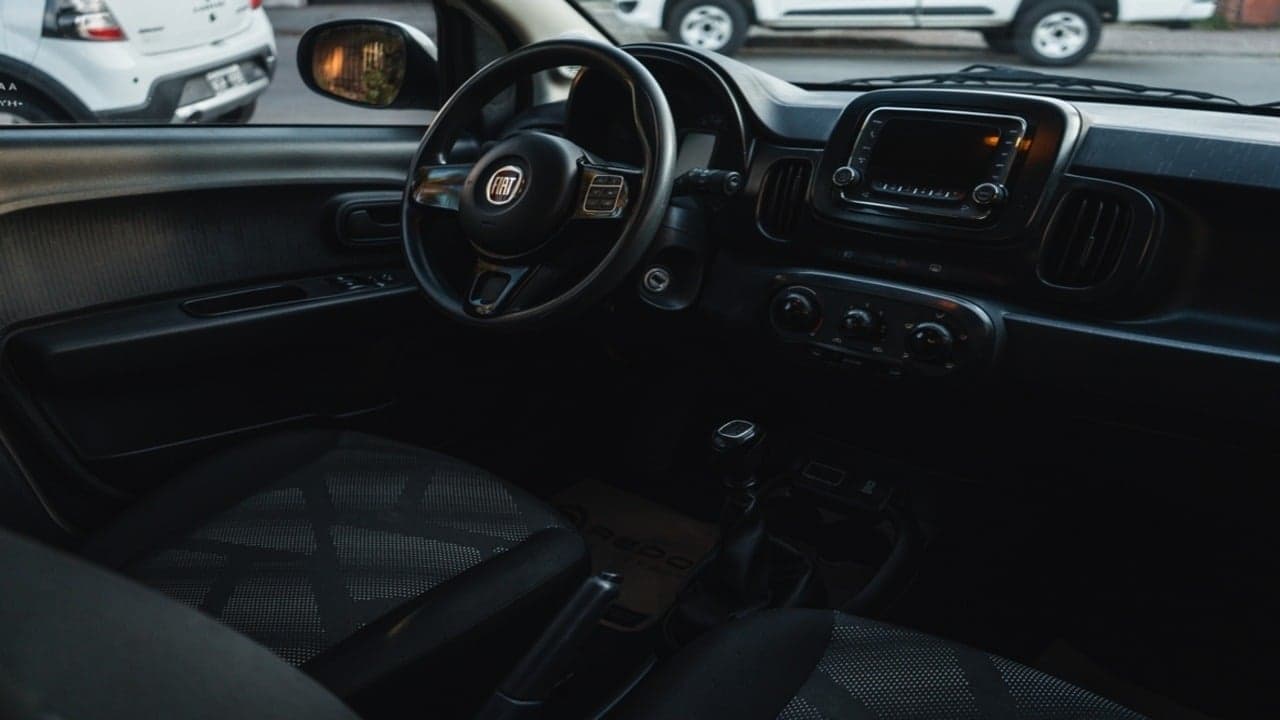 Carro mais barato do Brasil alcança marca surpreendente