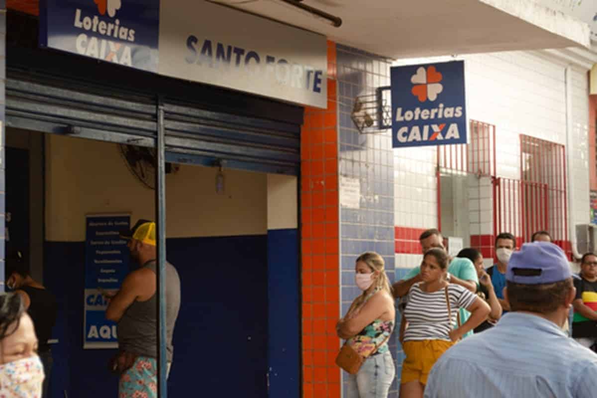 Lotéricas estarão abertas na segunda (20/11)? Veja onde será feriado