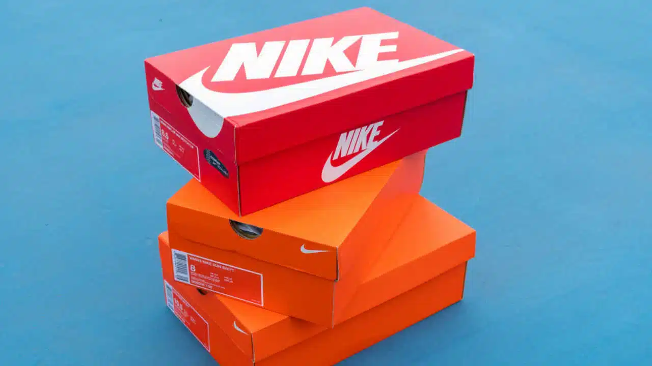 Em meio à crise, Nike registra queda nas vendas