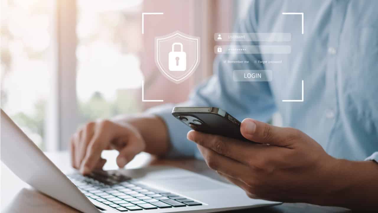 Ataque silencioso: falha expõe dados de usuários de gerenciadores de senha