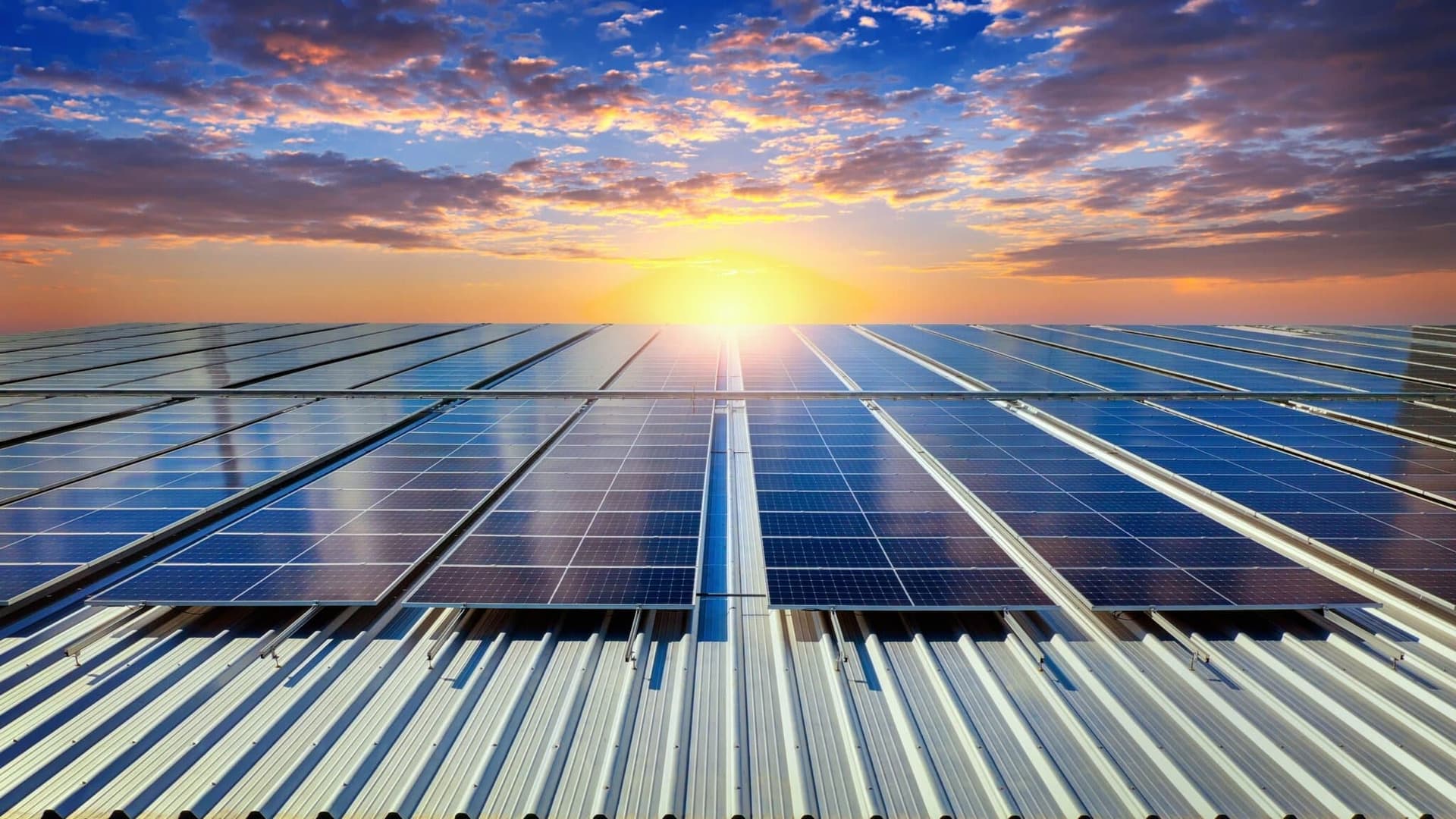 Conta de luz mais barata: energia solar por assinatura ganha espaço no país