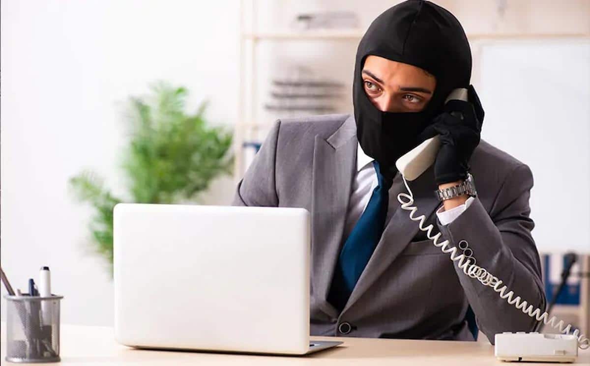 Novo golpe por telefone: como criminosos conseguem roubar contas bancárias