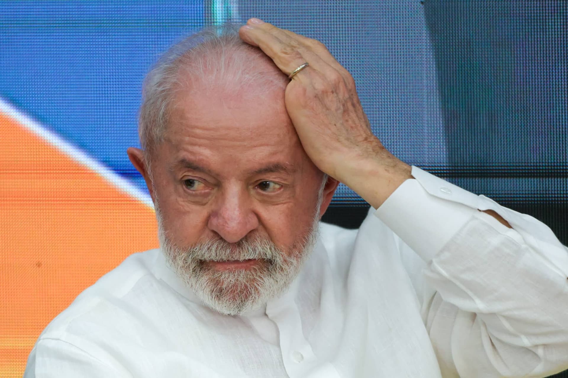 Lula sanciona projeto que regula atuação das big techs