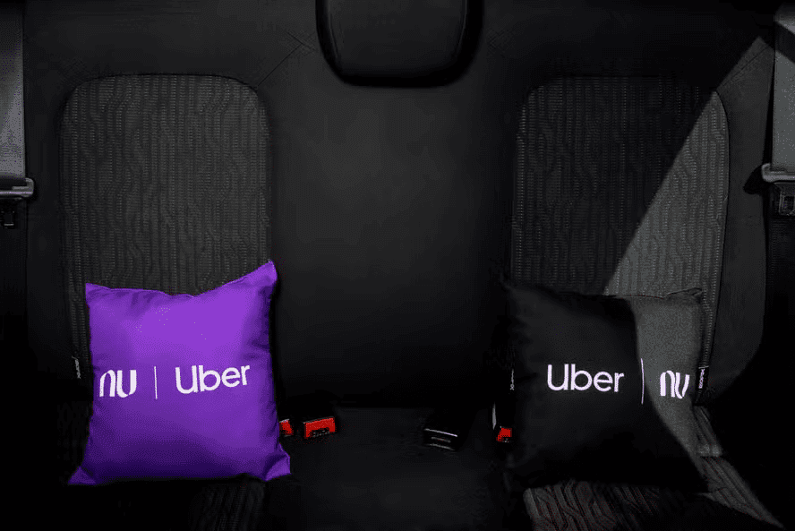 Uber e Nubank juntos: veja como aproveitar corridas pela metade do preço