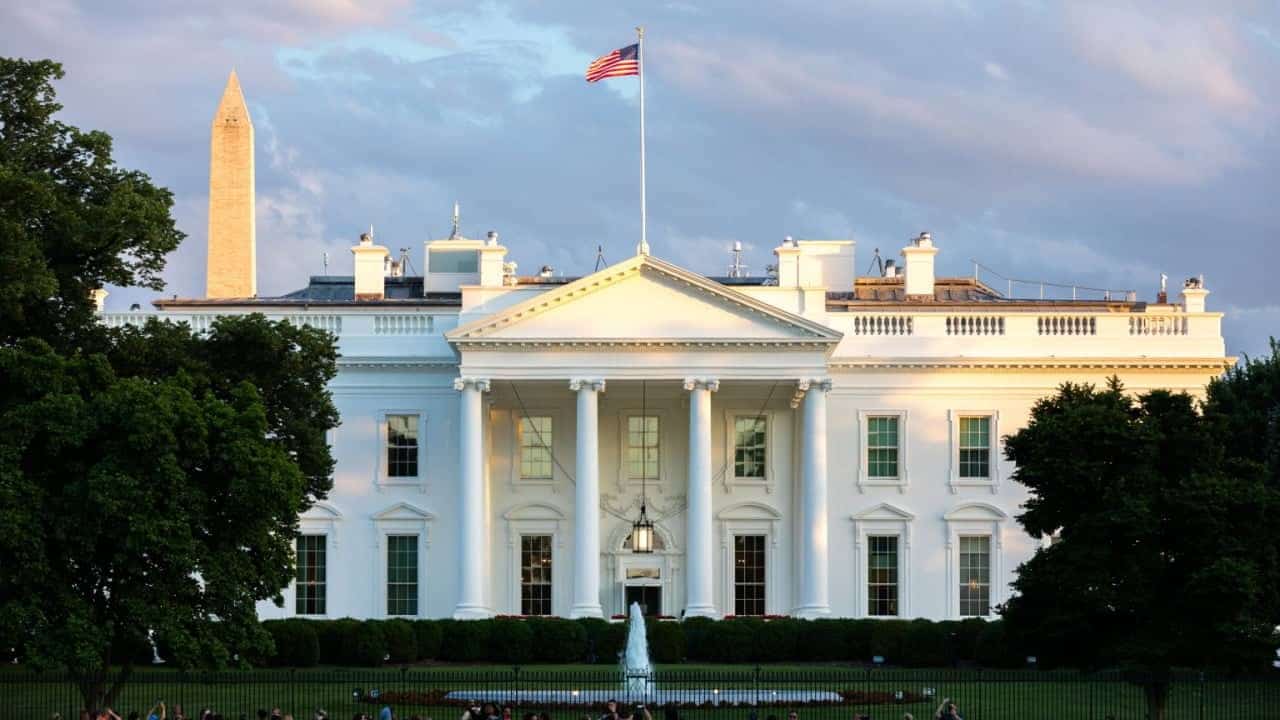 Shutdown nos EUA preocupa investidores: especialista analisa impactos