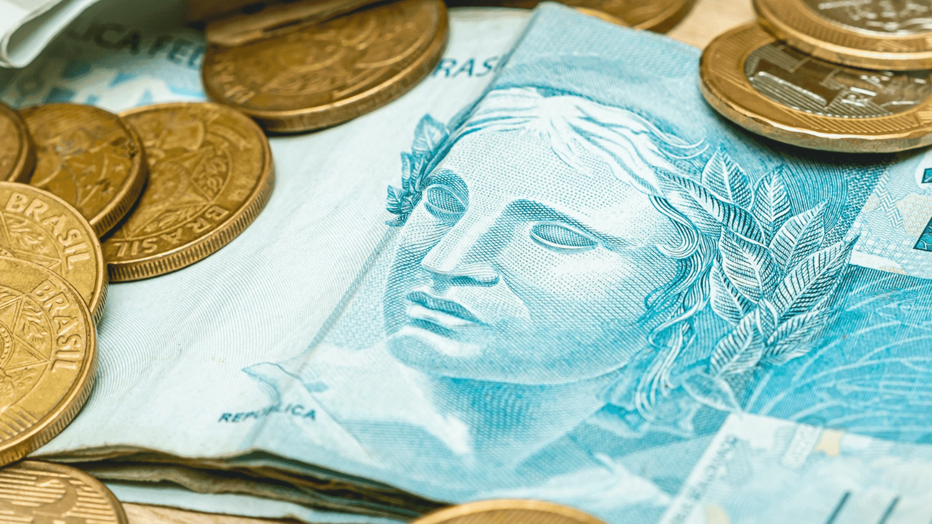 Seu 13º pode valer mais: o guia definitivo para aplicar o dinheiro de forma estratégica