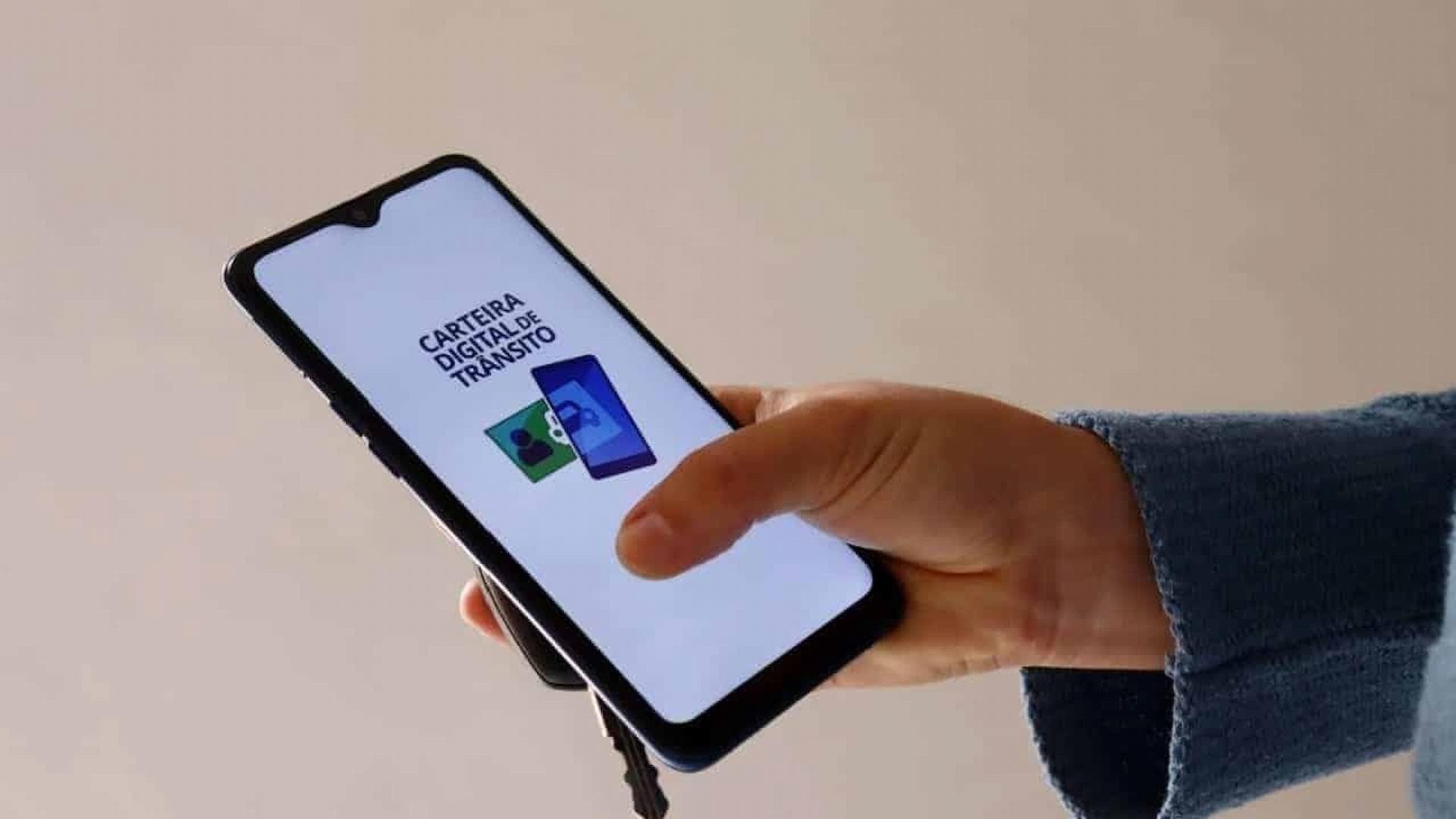 CNH digital gratuita entra em pauta e pode reduzir gastos dos candidatos