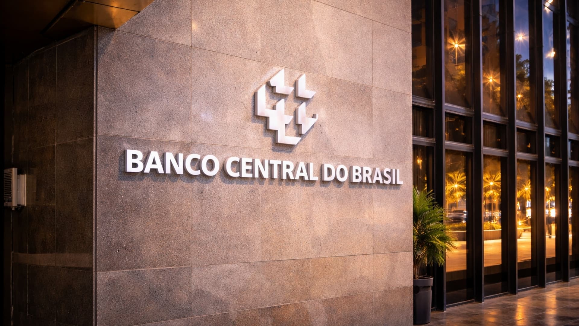 Governo libera 316 vagas para concursos da Receita e Banco Central