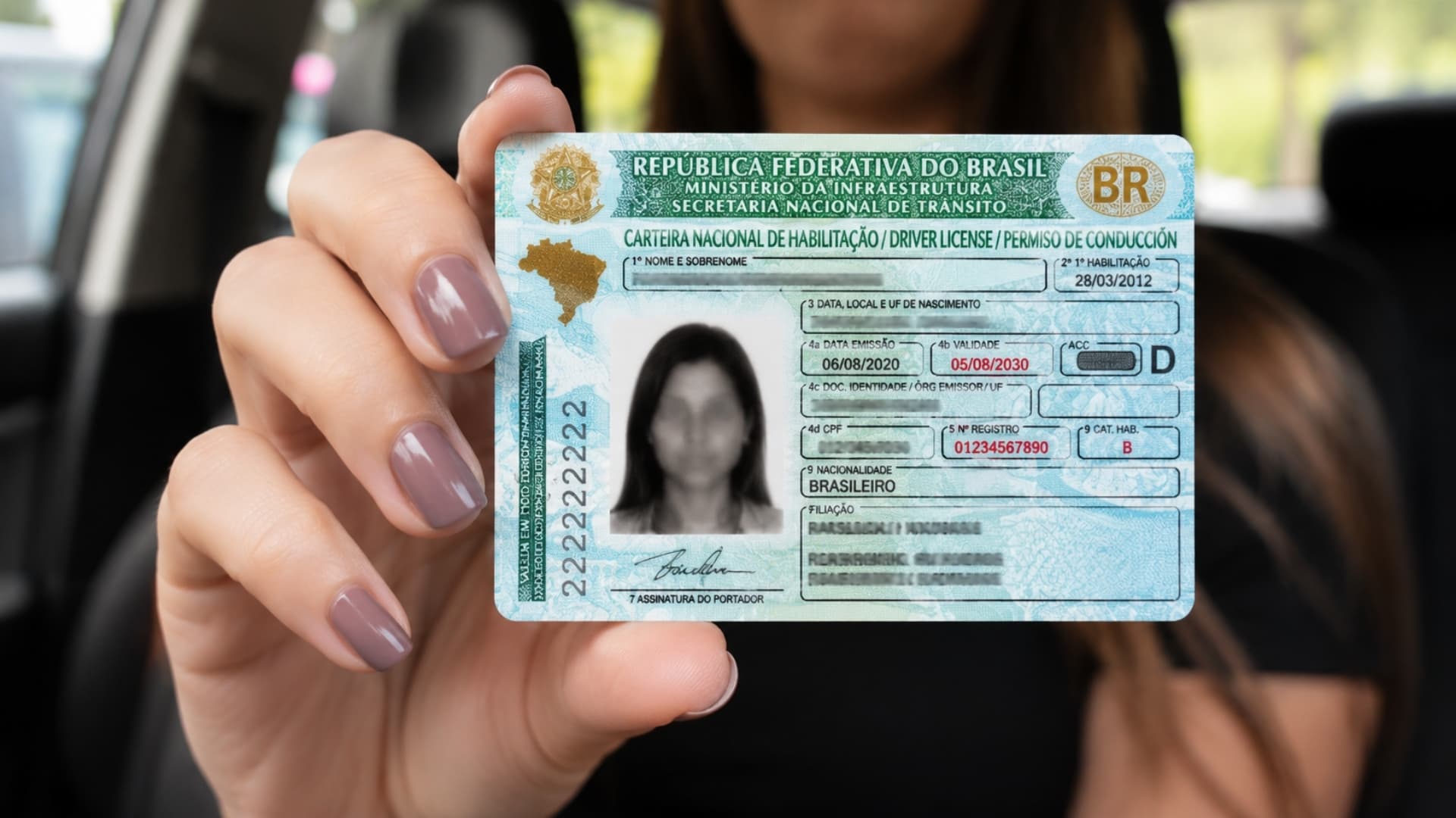 Detran publica relação de condutores com CNH suspensa entre 2 e 12 meses