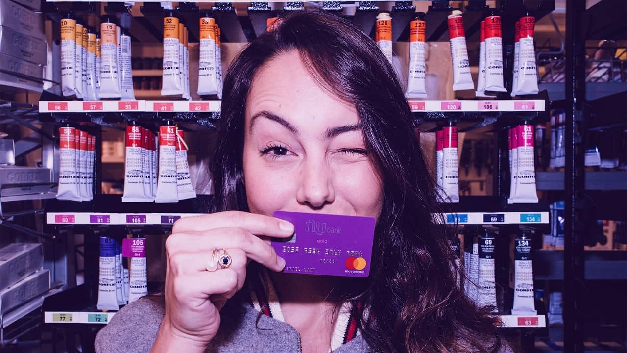 Como escolher o convite ideal para solicitar o cartão de crédito Nubank?